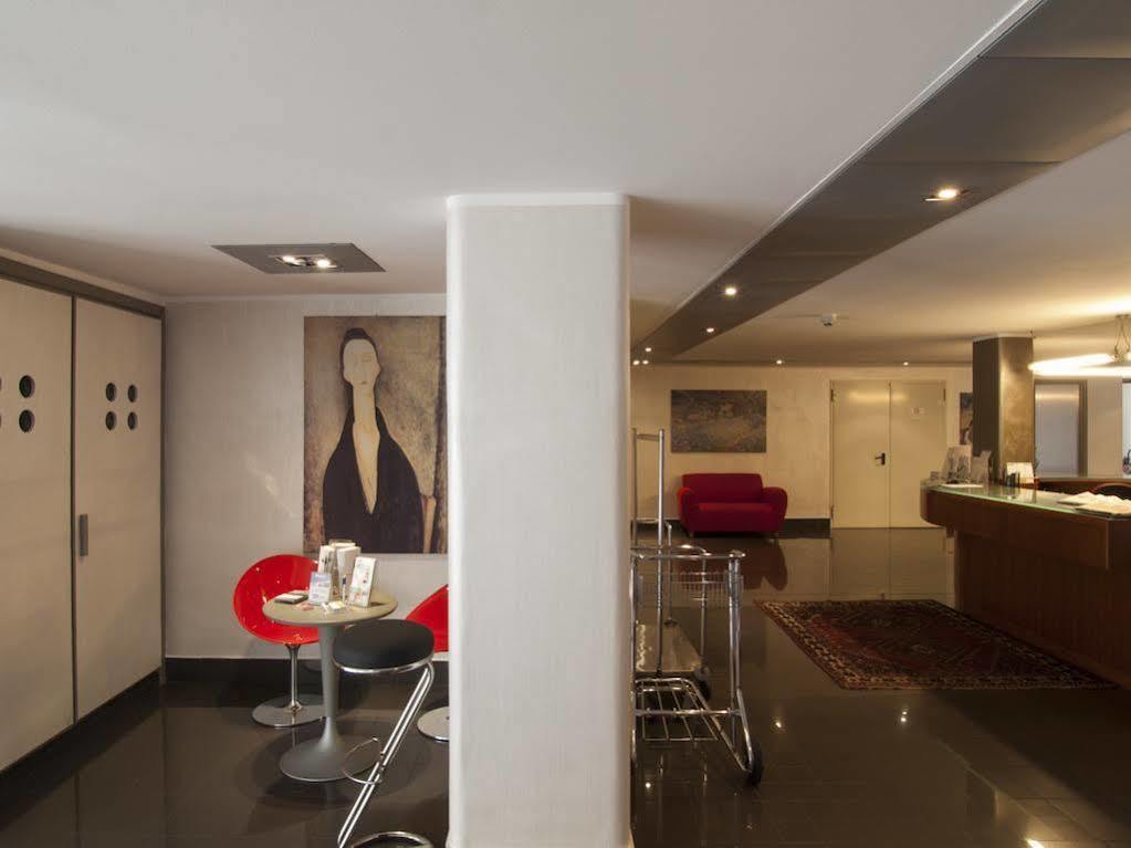 Residence Hotel Torino Uno Kültér fotó
